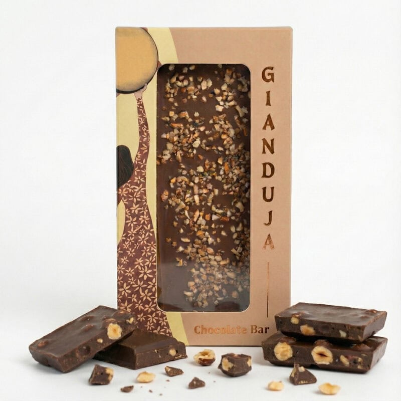 שוקולד עם נוגט ושבבי אגוז לוז מסוכר